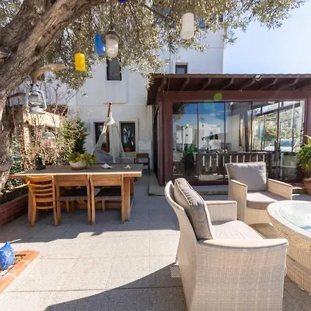Willa 3 Bedroom Villa In Bodrum Guendogan With Private Beach Bodrum